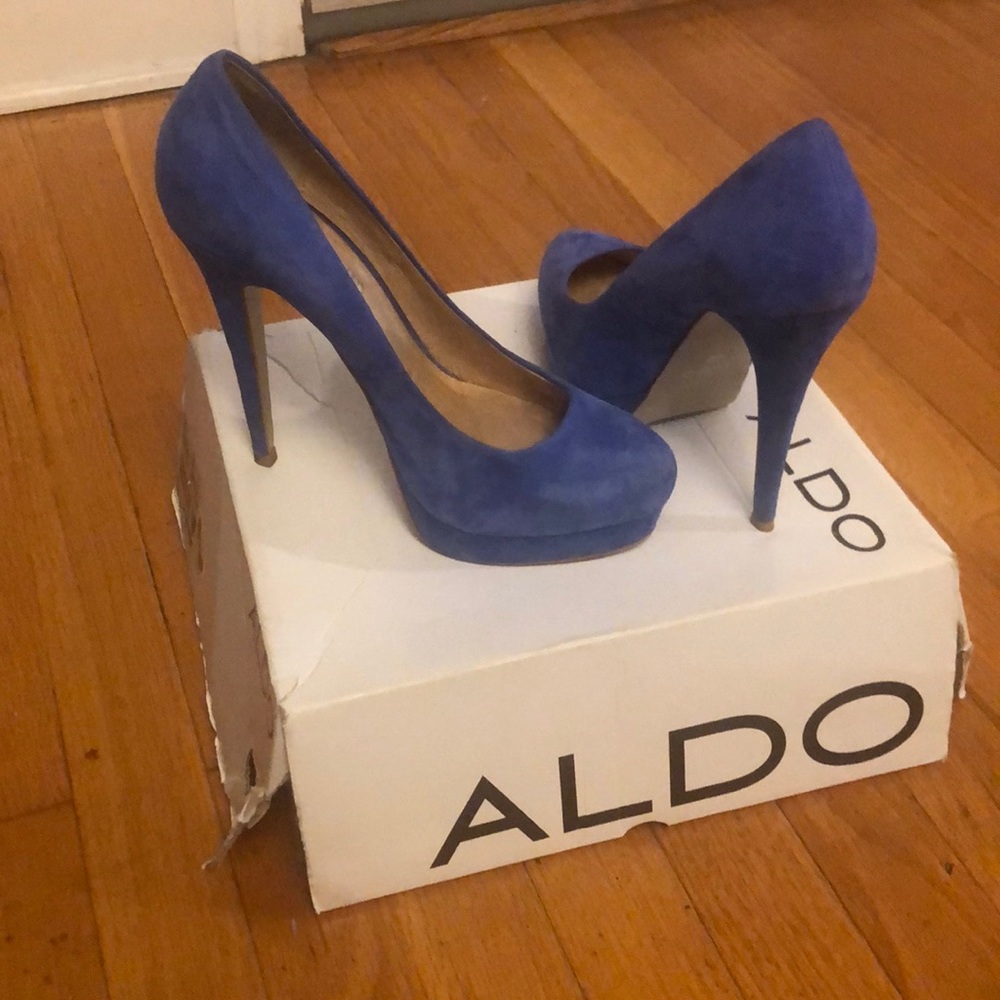 Shoe - Picture 3 of 3